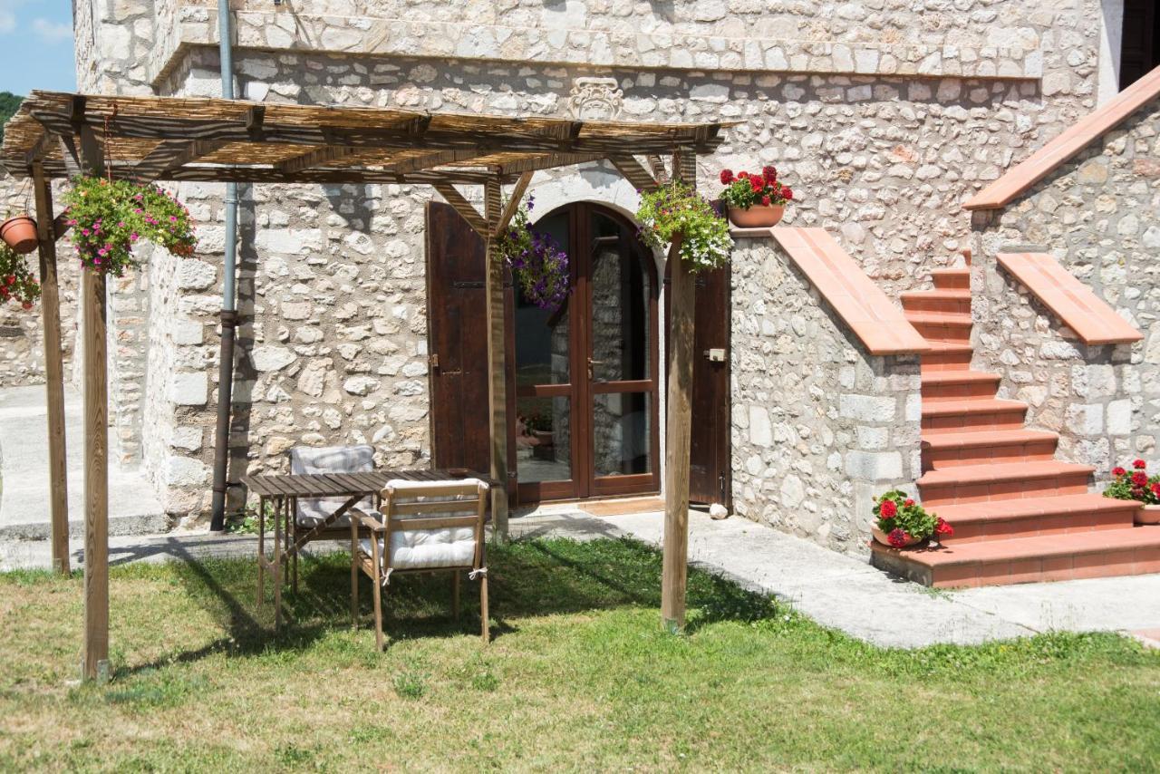 Agriturismo La Commenda-Adults Only Cascia Exterior foto