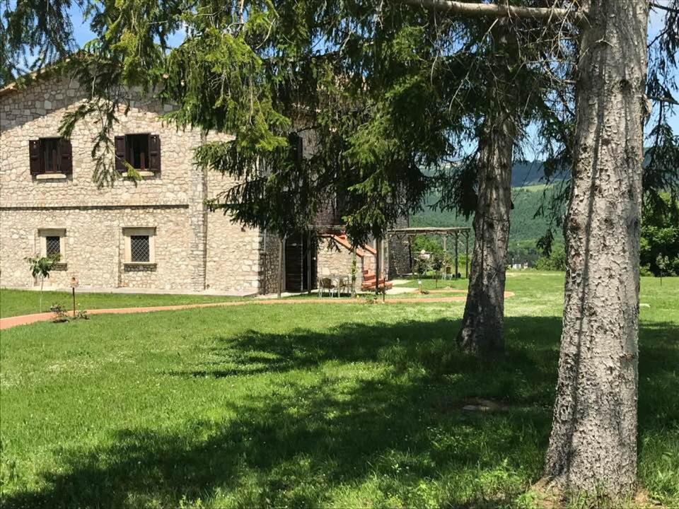 Agriturismo La Commenda-Adults Only Cascia Exterior foto